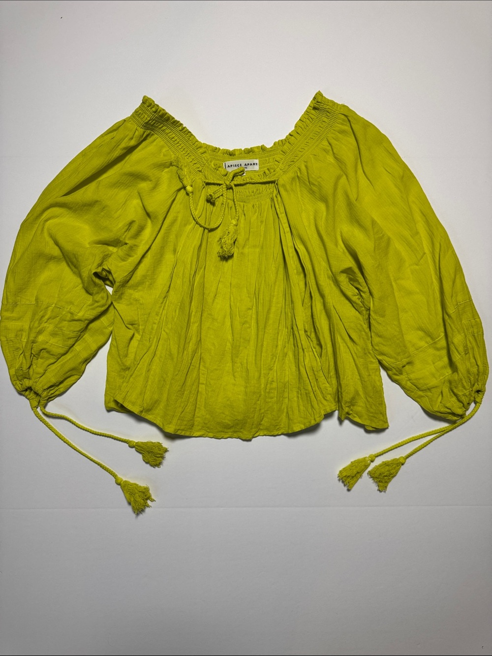 APIECE APART Women's Chartreuse Off-Shoulder Peasant Top Tassel Accents 4/LG